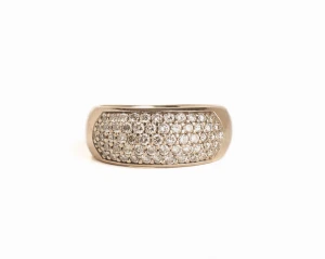 Pierścionek złoty z 59 diamentami, o masie ok. 1 ct