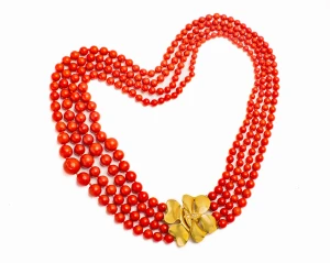 Naszyjnik z koralem 4 rzędy 48 cm