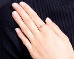 Pierścionek w próbie 750 z diamentem oko. 0, 25 ct