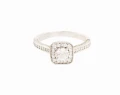 Pierścionek z diamentami łącznie ok. 0,90 ct