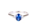 Pierścionek z szafirem ok. 0,95 ct i diamentami